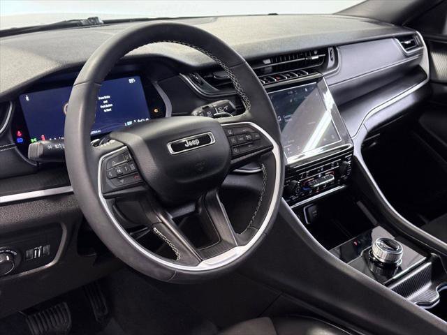 Certified 2024 Jeep Grand Cherokee L Altitude image 22