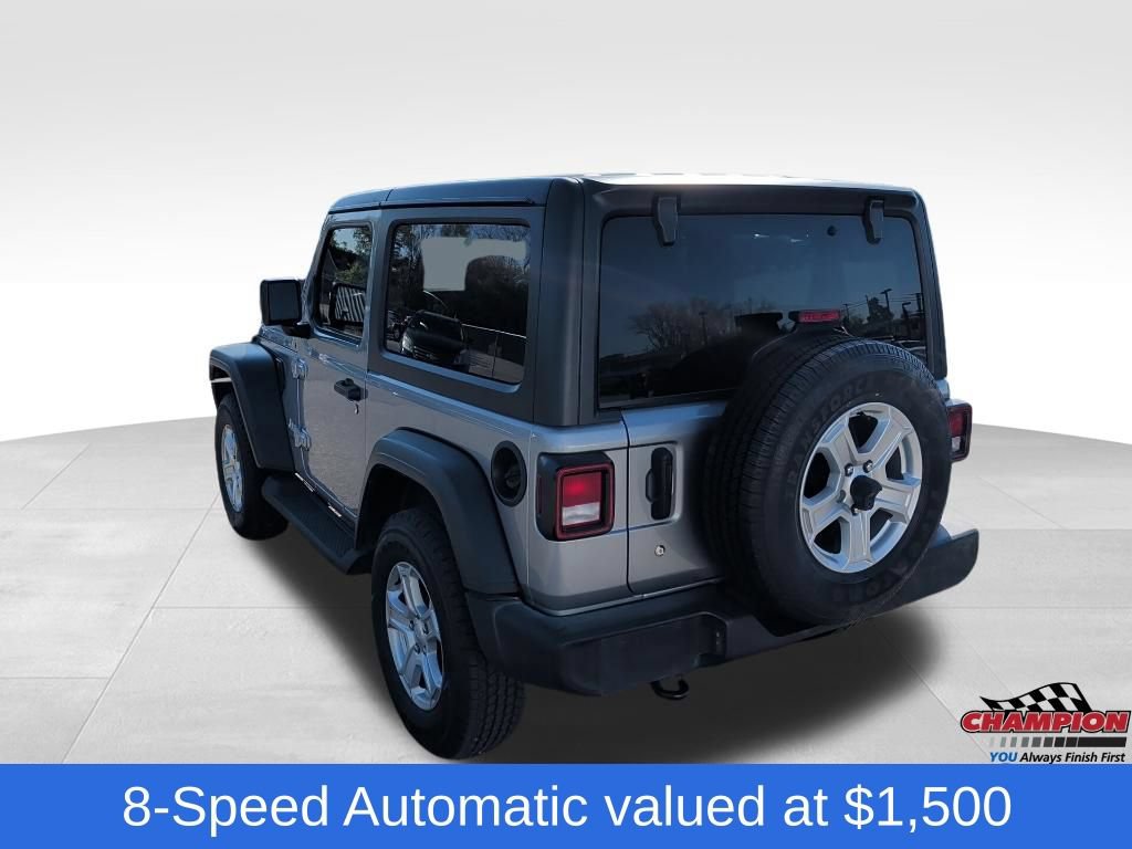 Used 2020 Jeep Wrangler Sport AWD/4WD image 3