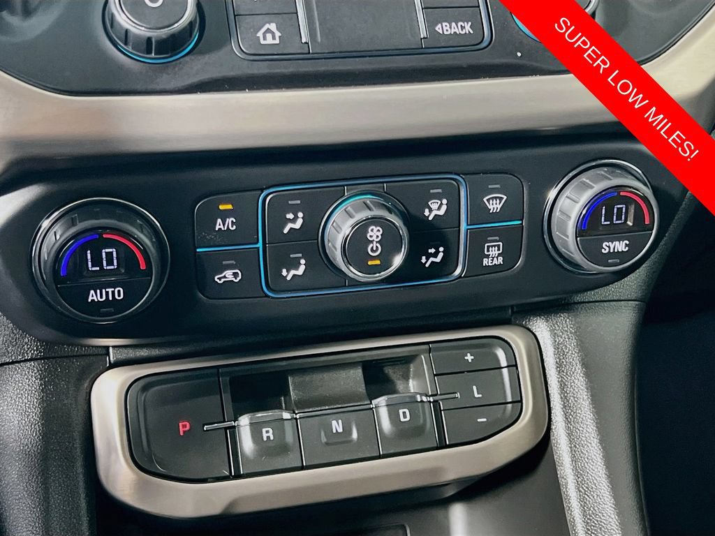 Used 2021 GMC Acadia Denali w/ Denali Ultimate Package AWD/4WD image 16