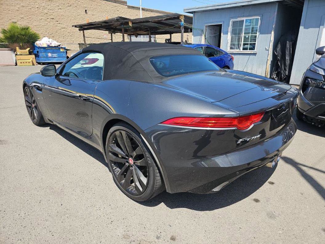 Used 2017 Jaguar F-TYPE S RWD image 4