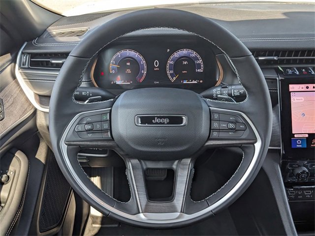 New 2024 Jeep Grand Cherokee L Limited image 18