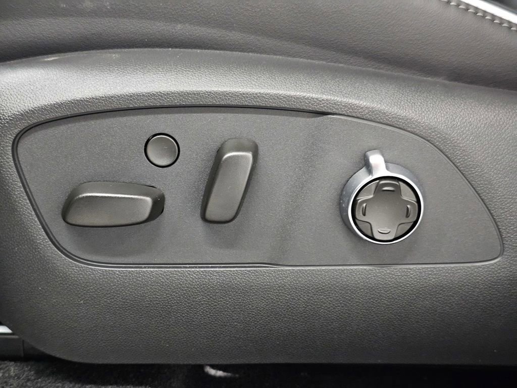 New 2026 Buick Enclave Avenir w/ Super Cruise Package image 33