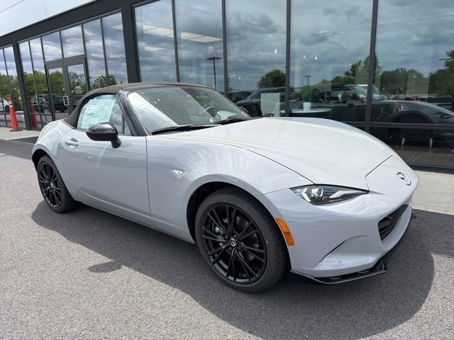 New 2026 MAZDA MX-5 Miata Club RWD image 1