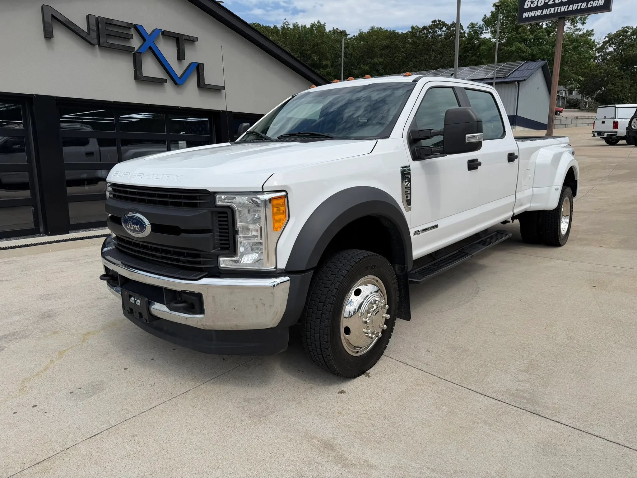 Used 2017 Ford F450 XL w/ Power Equipment Group AWD/4WD image 5