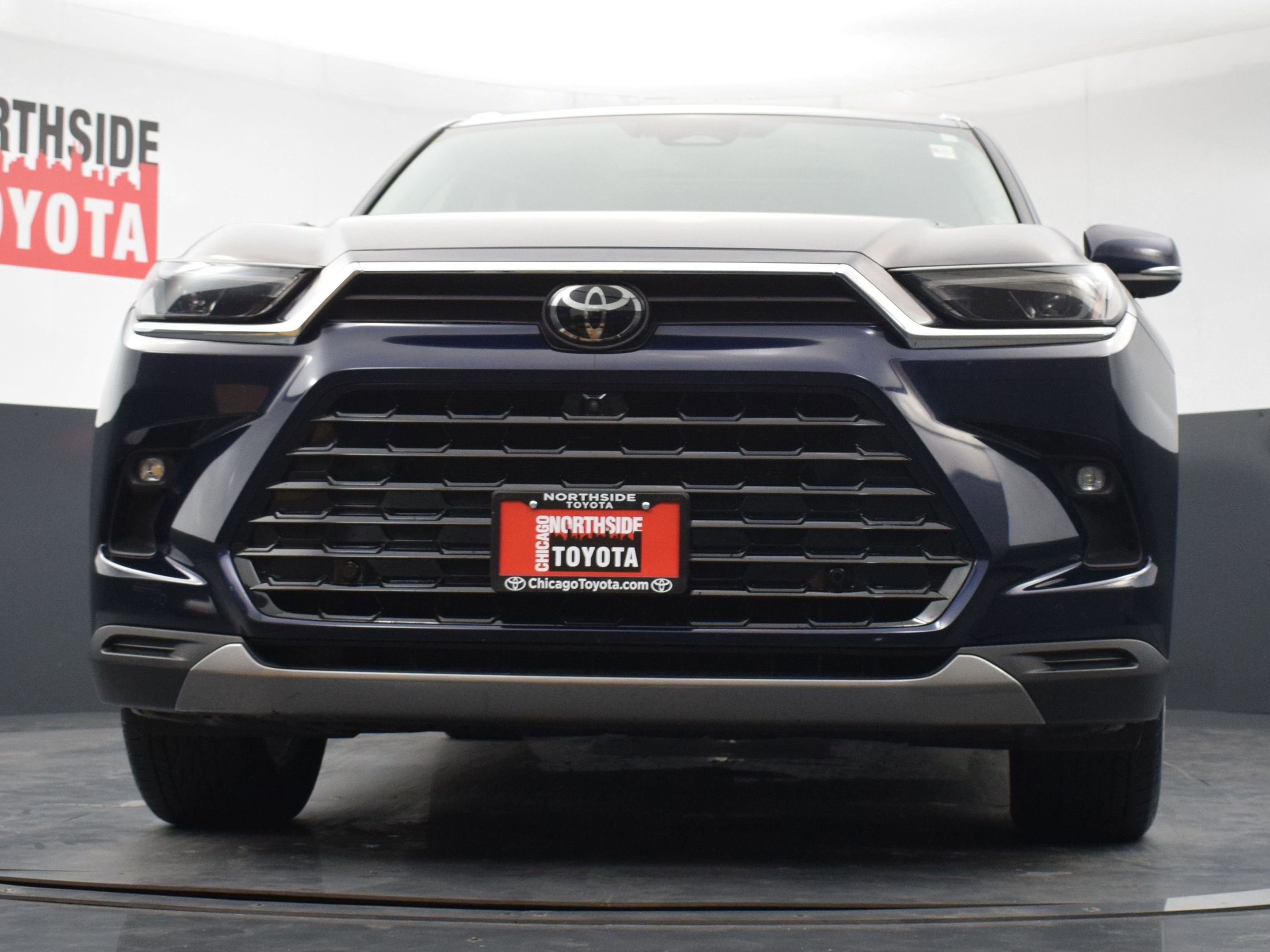 Used 2024 Toyota Grand Highlander Limited image 41