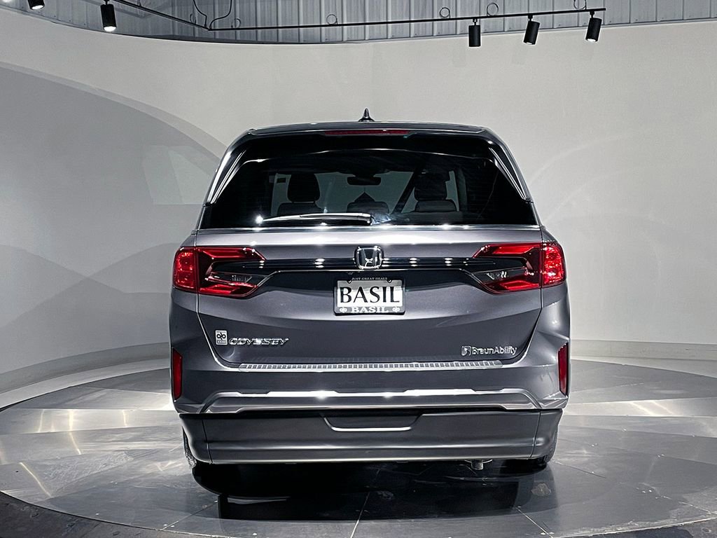 Used 2026 Honda Odyssey EX-L image 7