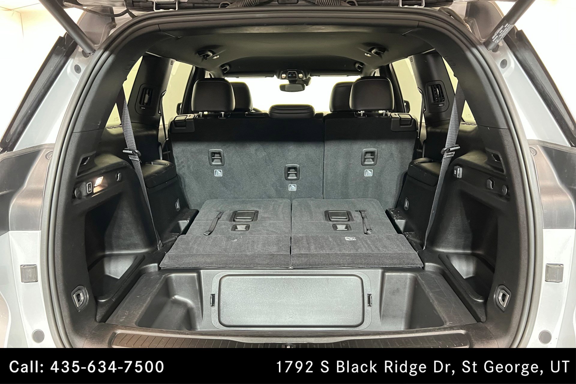 Used 2024 Jeep Grand Cherokee L Laredo image 22