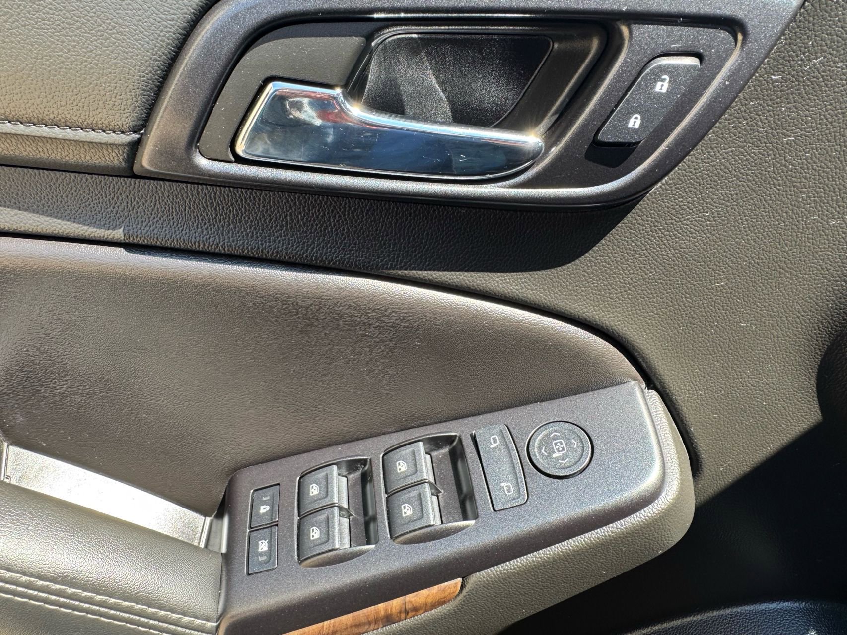 Used 2018 Chevrolet Tahoe LS RWD image 27