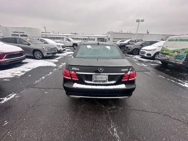 Used 2014 Mercedes-Benz E 350 4MATIC Sedan image 4