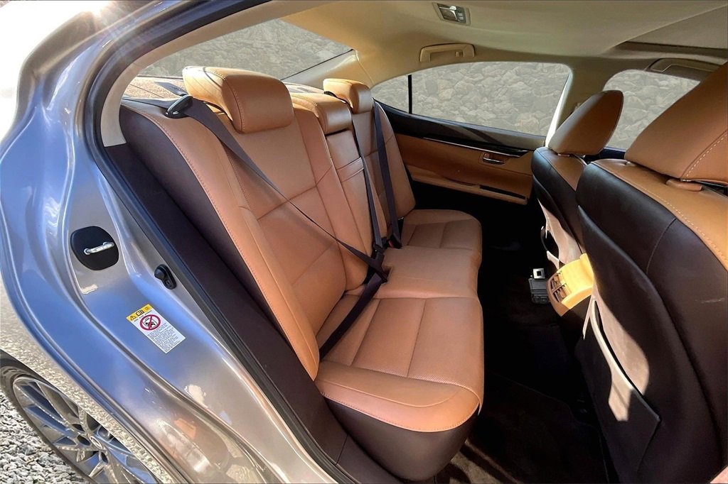Used 2018 Lexus ES 350 image 24