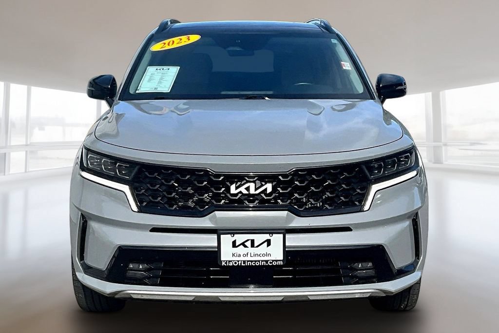 Certified 2023 Kia Sorento SX AWD/4WD image 2