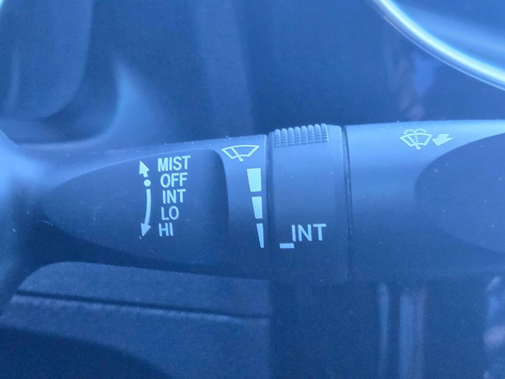 Used 2017 Toyota Corolla LE image 24