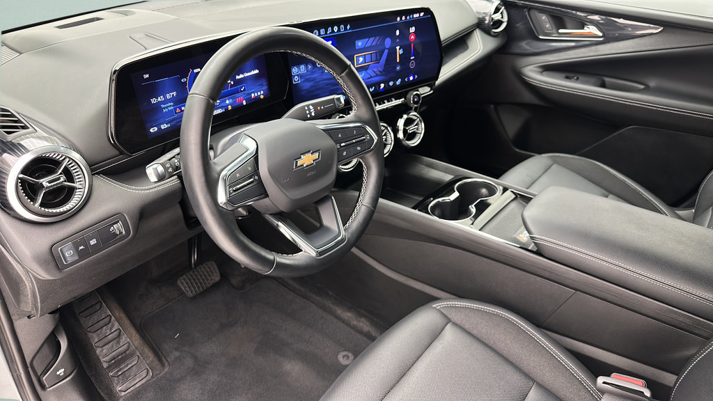 Used 2024 Chevrolet Blazer EV LT AWD/4WD image 13