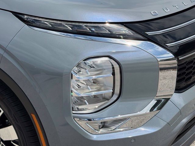 New 2026 Mitsubishi Outlander SE FWD image 20