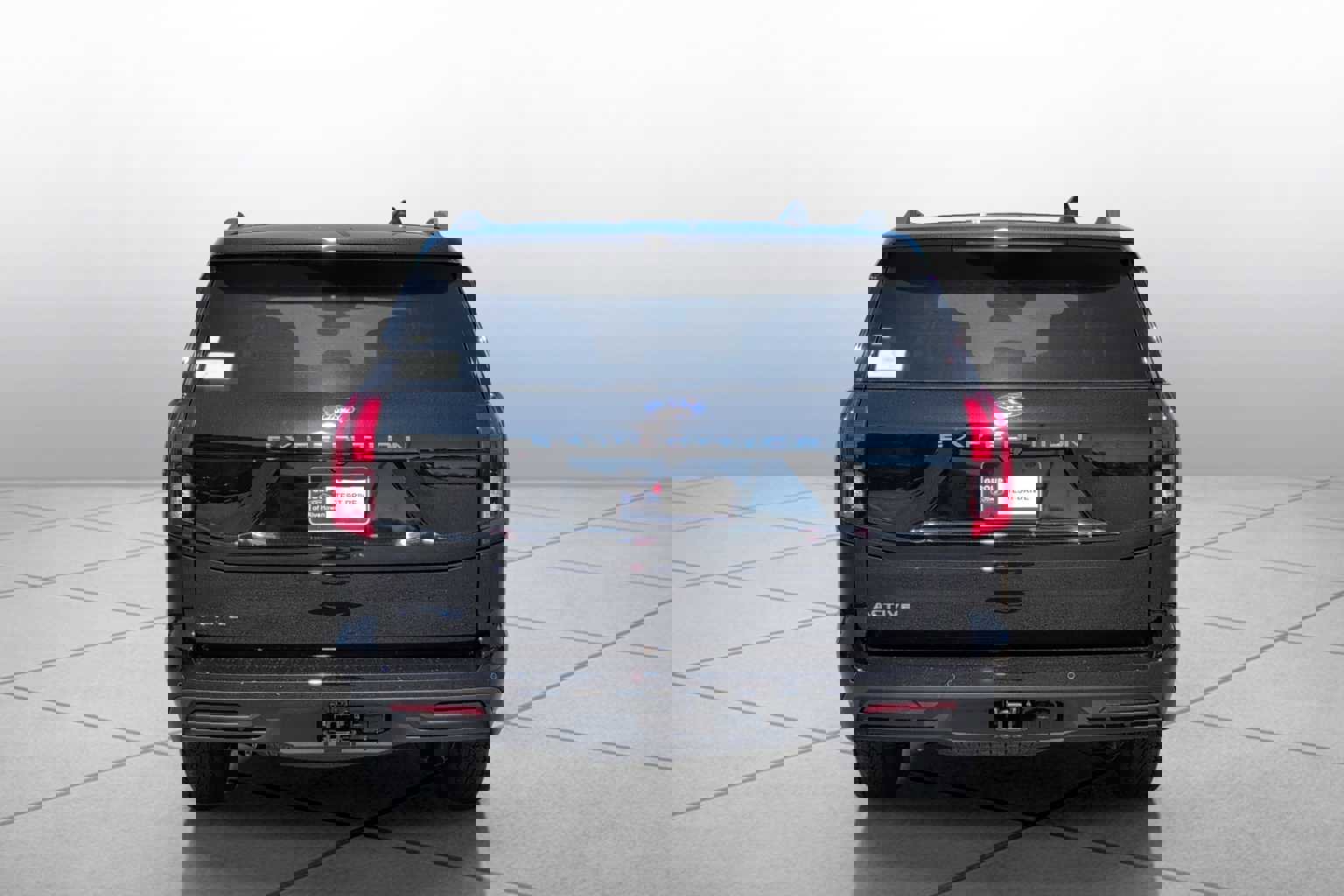 New 2026 Ford Expedition Active image 4