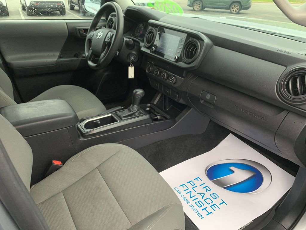 Used 2020 Toyota Tacoma SR image 18