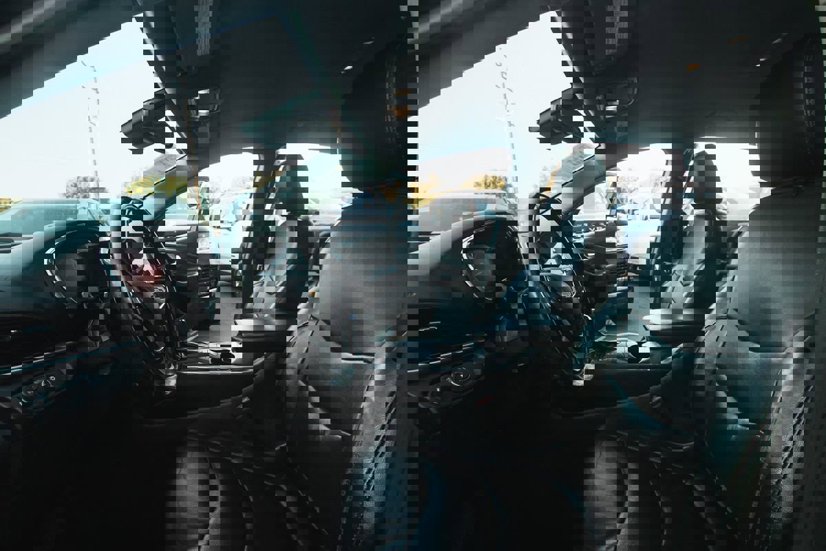 Used 2016 Chevrolet Volt Premier w/ Driver Confidence Package image 10