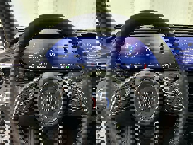 Certified 2025 Buick Enclave Preferred image 11