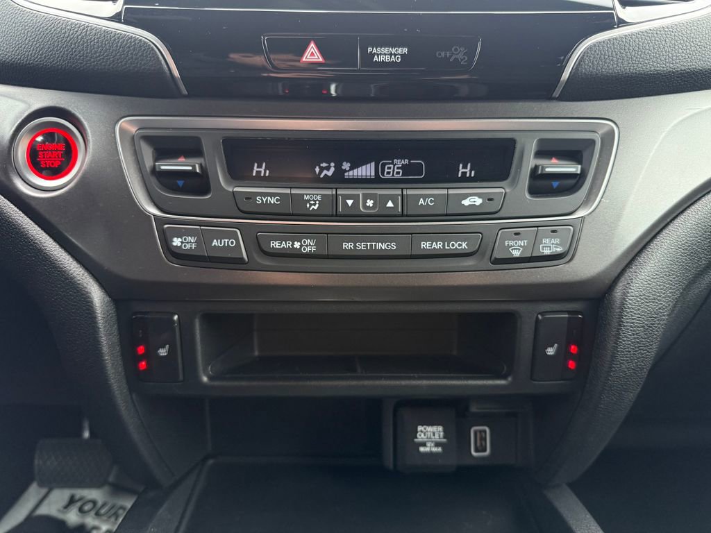 Used 2022 Honda Pilot Sport image 25