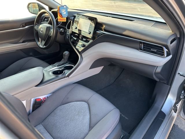 Used 2023 Toyota Camry LE w/ Convenience Package image 29