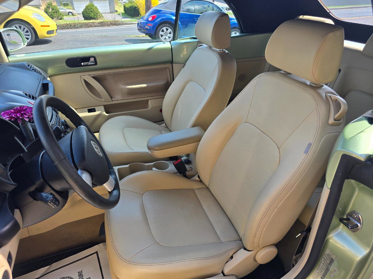 Used 2008 Volkswagen Beetle SE image 13