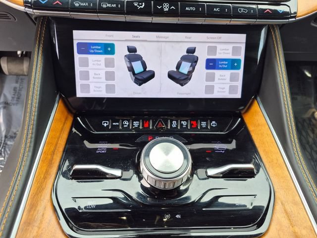 Certified 2024 Jeep Grand Wagoneer L Series III AWD/4WD image 23