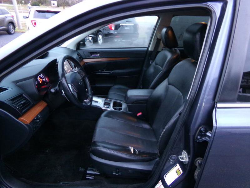 Used 2014 Subaru Outback 3.6R Limited image 12