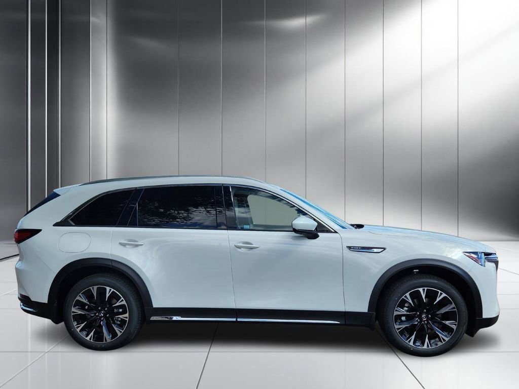 New 2025 MAZDA CX-90 Plug-In Hybrid w/ Premium Plus image 30