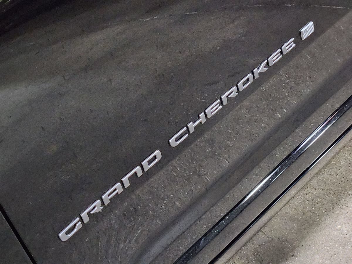 Used 2025 Jeep Grand Cherokee Overland w/ Adv Protech Group III AWD/4WD image 25