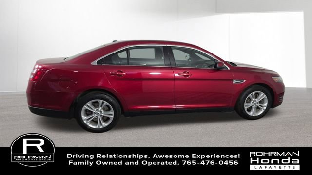 Used 2017 Ford Taurus SEL FWD image 9