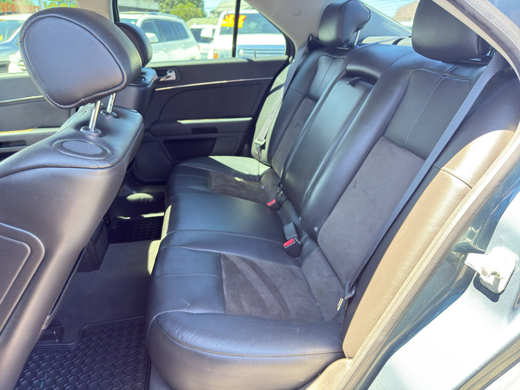 Used 2006 Cadillac STS V RWD image 16