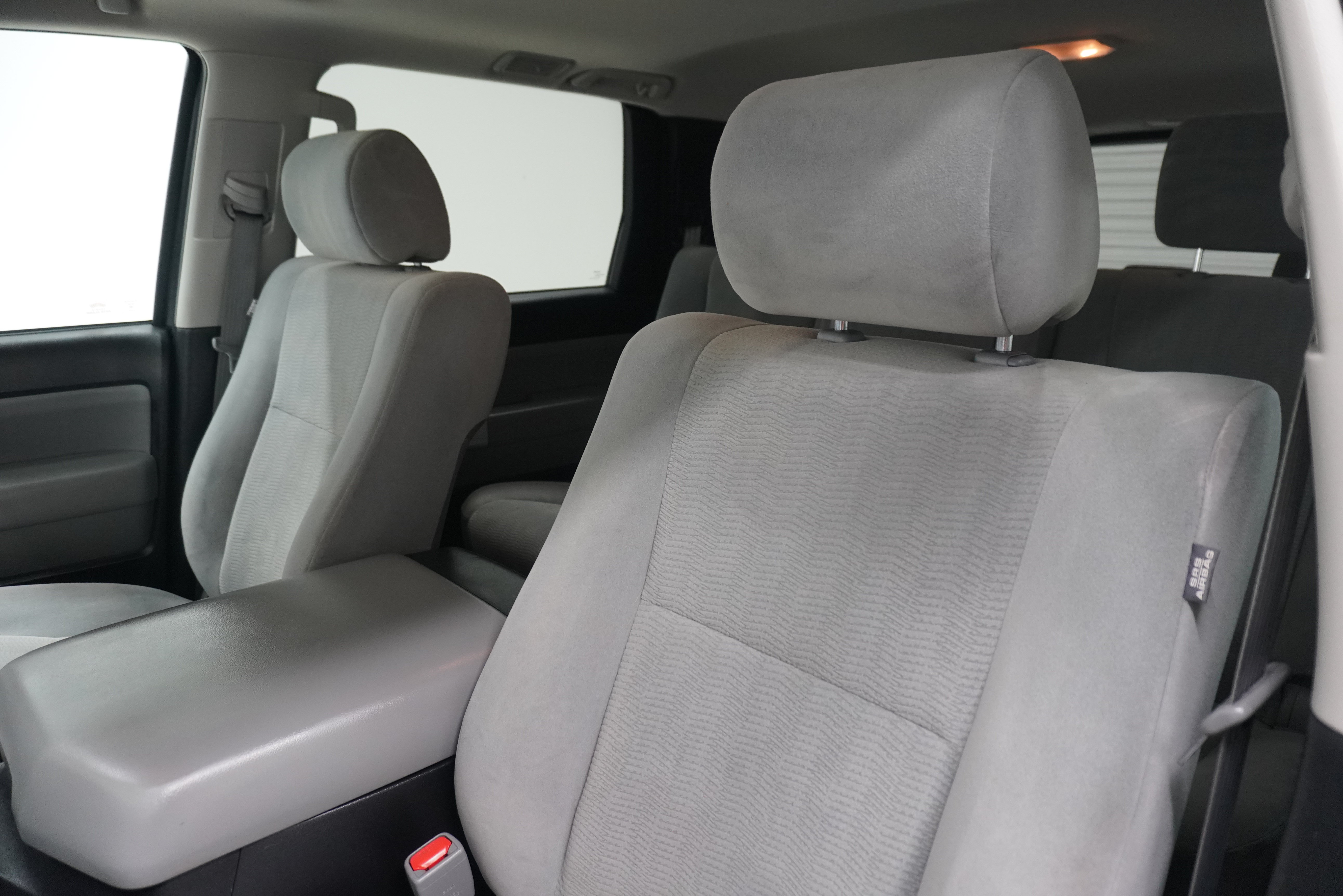 Used 2019 Toyota Sequoia SR5 RWD image 10