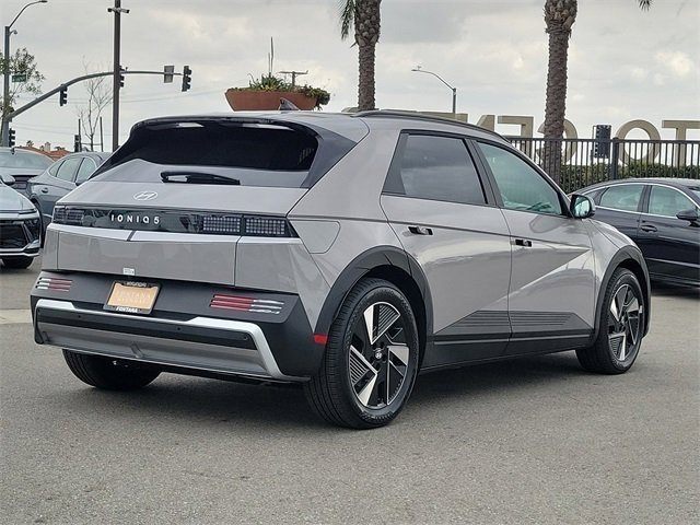 New 2025 Hyundai Ioniq 5 SEL image 24