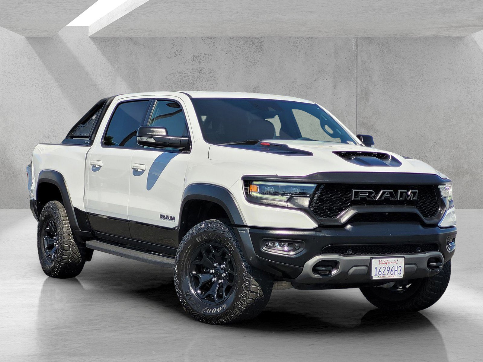 Used 2021 RAM 1500 TRX w/ TRX Level 2 Equipment Group AWD/4WD image 1