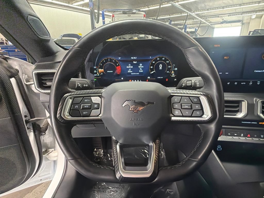 Certified 2025 Ford Mustang Premium RWD image 15