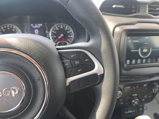 Used 2019 Jeep Renegade Latitude image 19
