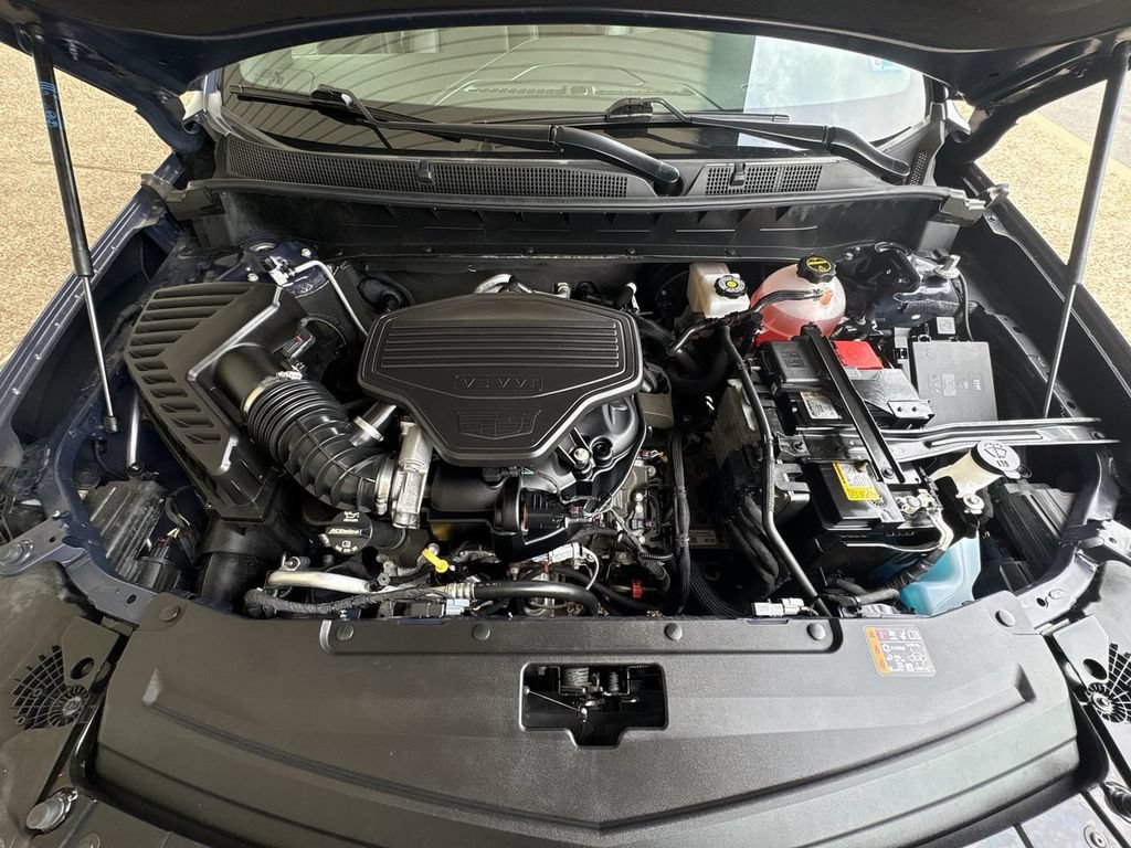Certified 2025 Cadillac XT6 Premium Luxury AWD/4WD image 31