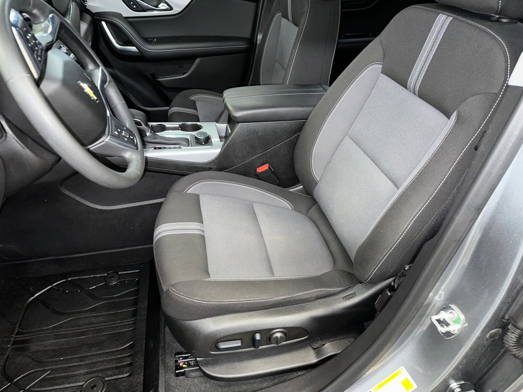 Certified 2024 Chevrolet Blazer LT w/ Redline Edition image 2