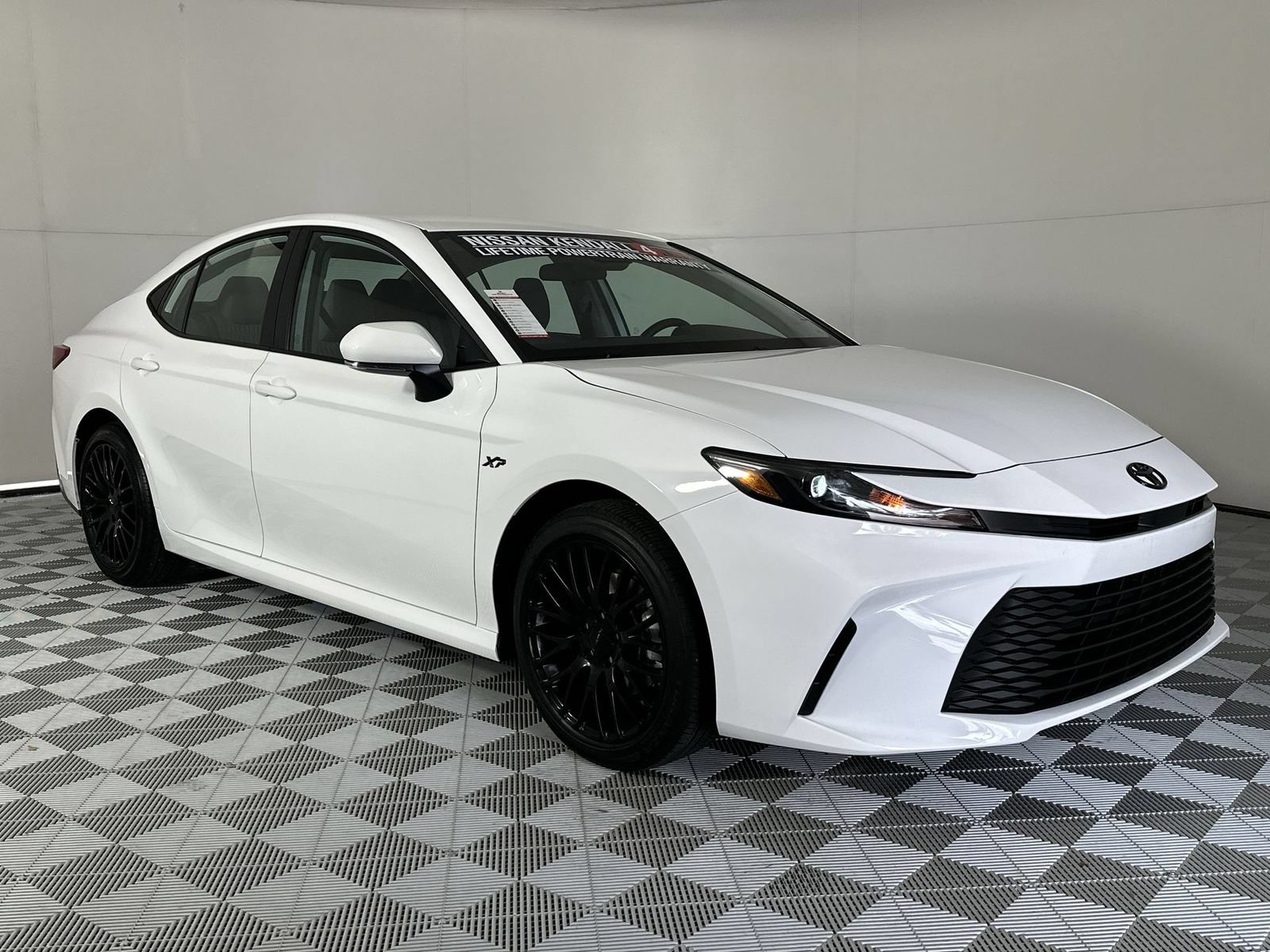 Used 2026 Toyota Camry LE FWD image 2