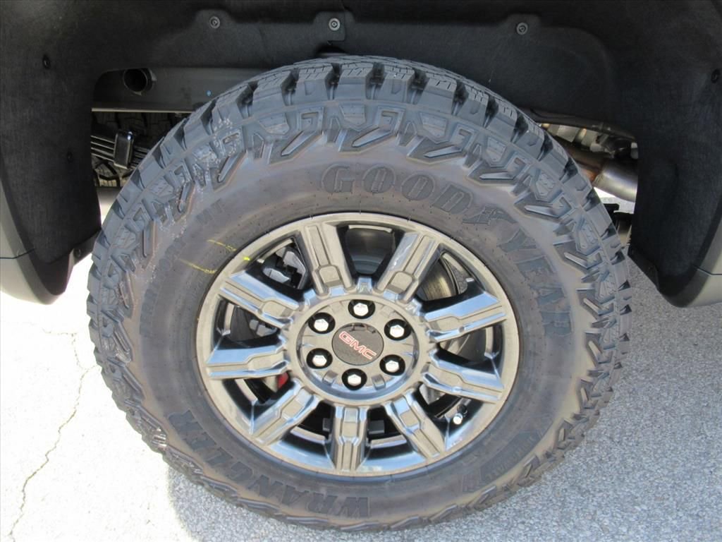 New 2026 GMC Sierra 1500 AT4X AWD/4WD image 31