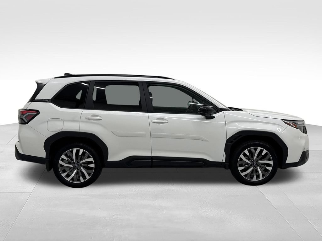 Used 2026 Subaru Forester Touring AWD/4WD image 8