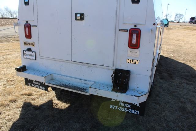 Used 2021 Ford F550 4x4 Regular Cab Super Duty image 10