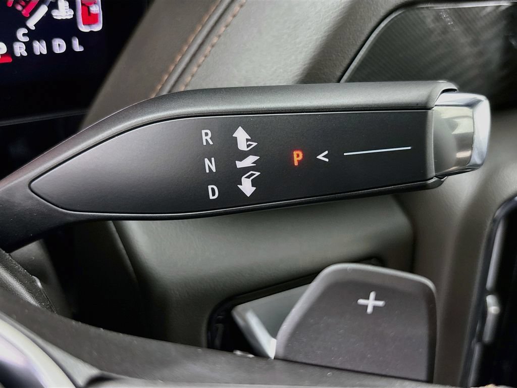 New 2026 GMC Yukon XL AT4 w/ AT4 Premium Package AWD/4WD image 17