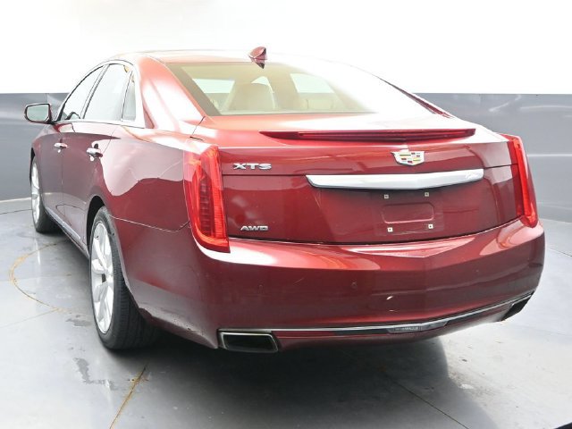 Used 2017 Cadillac XTS Luxury w/ Driver Awareness Package AWD/4WD image 4