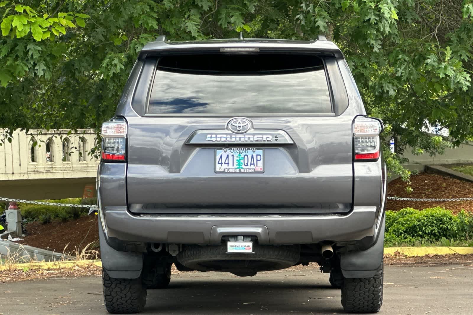Used 2021 Toyota 4Runner SR5 Premium w/ Moonroof Package AWD/4WD image 7