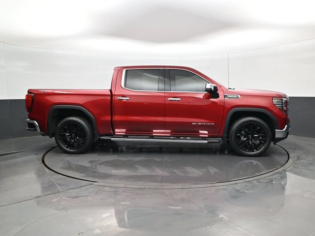 Used 2023 GMC Sierra 1500 SLT w/ SLT Convenience Package AWD/4WD image 4