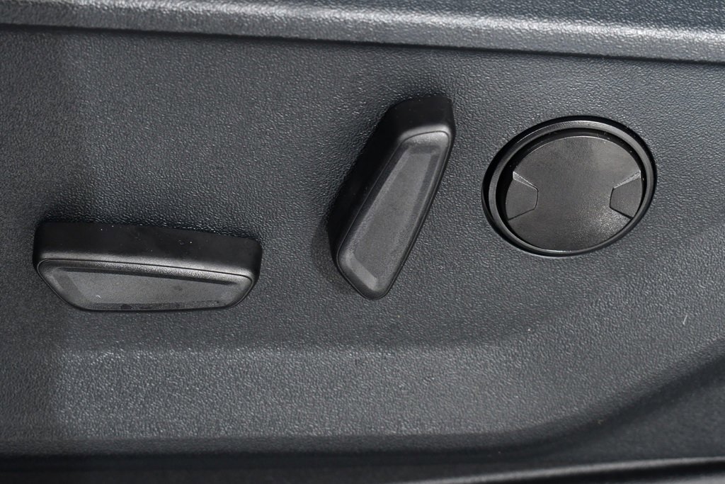 New 2025 Ford F150 XLT w/ Equipment Group 302A MID image 14