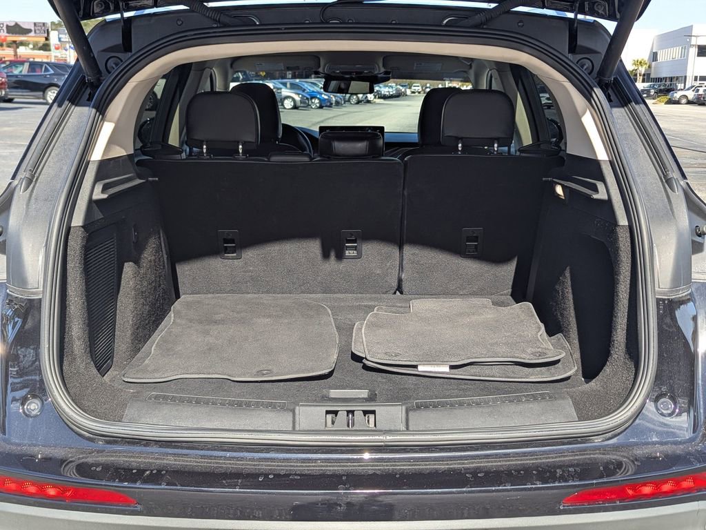 Used 2024 Lincoln Corsair Reserve image 12