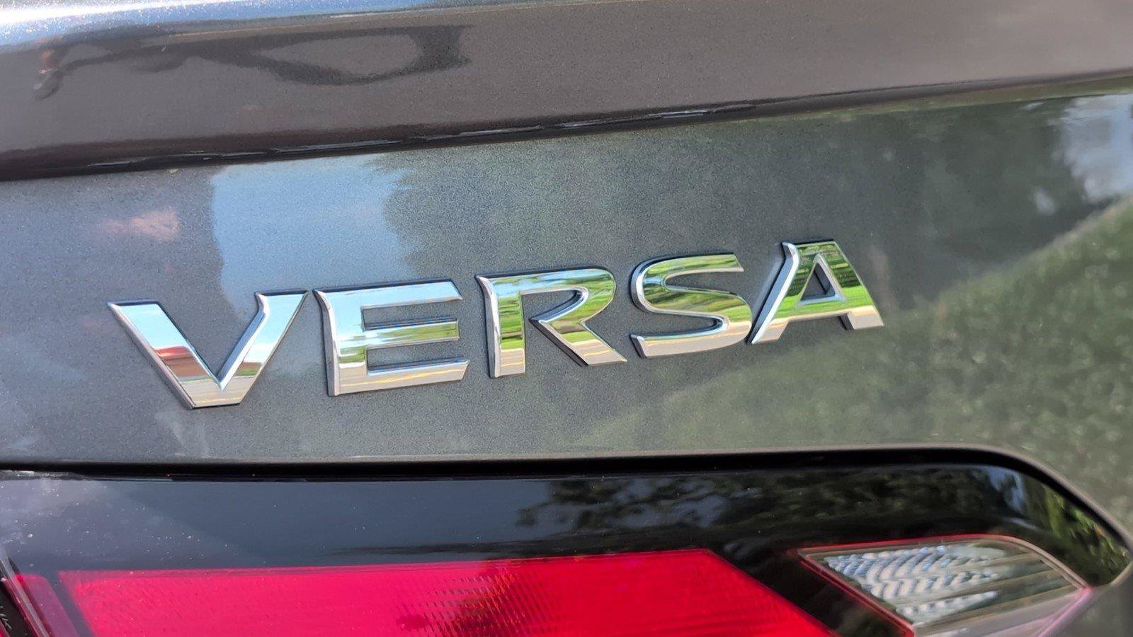 Used 2024 Nissan Versa SR FWD image 6