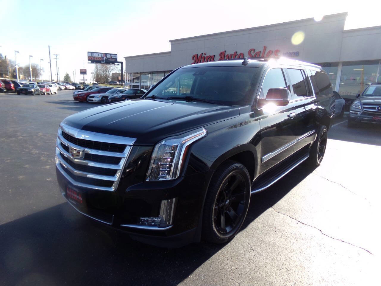 Used 2019 Cadillac Escalade ESV Luxury image 85